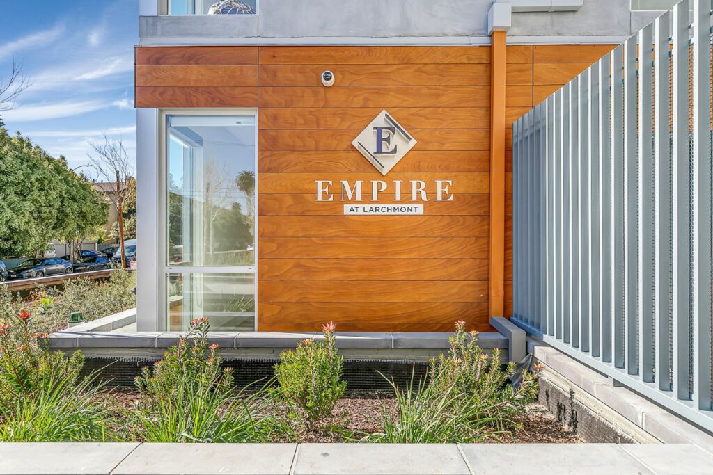 Empire at Larchmont Luxury Apartments for Rent